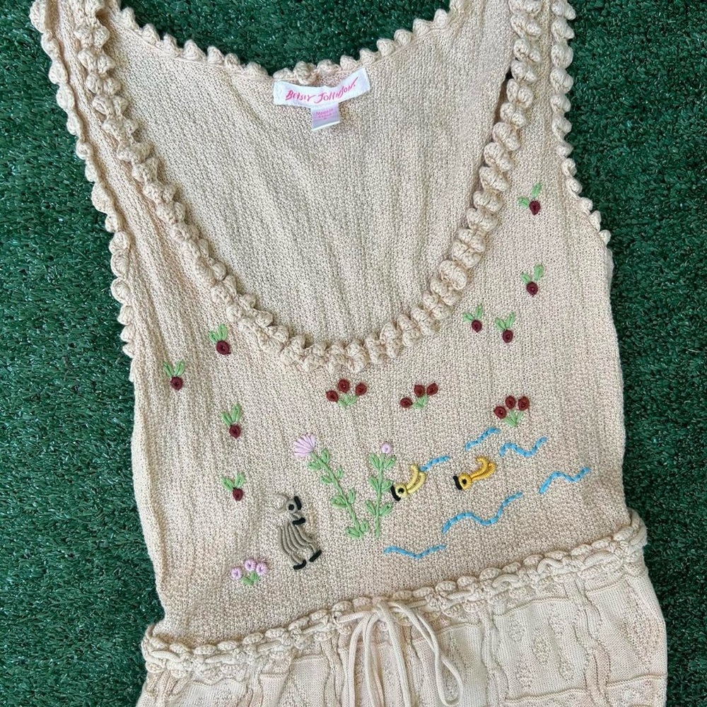 Betsey Johnson vintage Embroidered dress